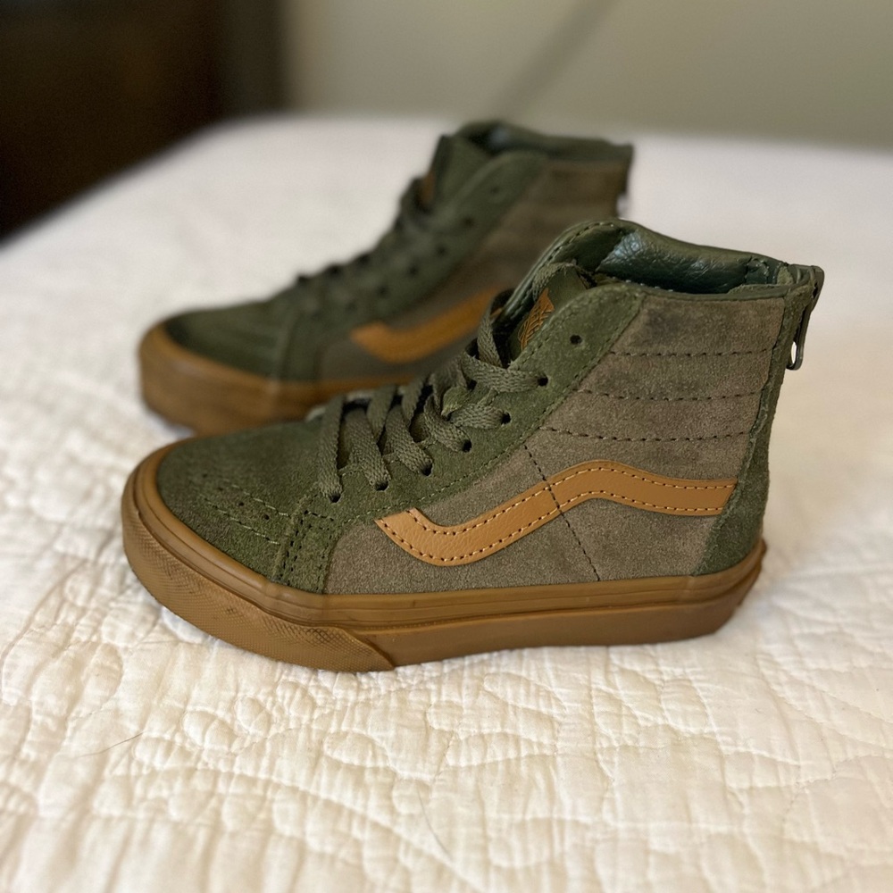 Boys Vans - High Top - Size 10.5